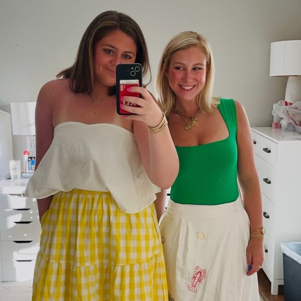 Meet your Posher, Caroline